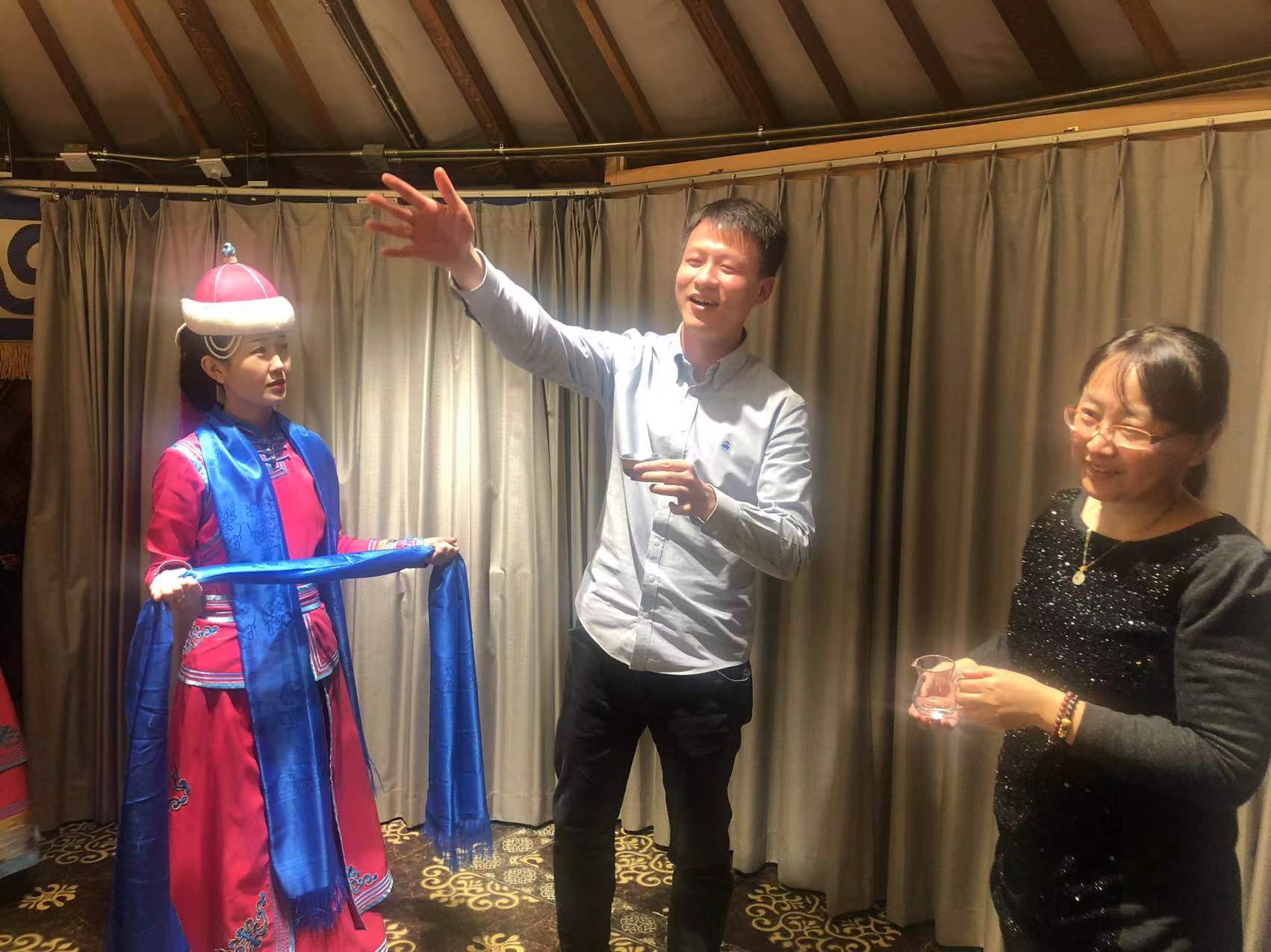 唯實(shí)深藍(lán)2021年會在九十九頂氈房舉行